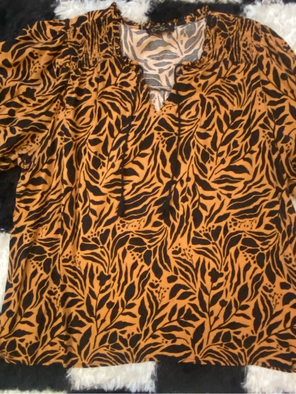 Black & orangey-brown Leaf Print Tunic Top